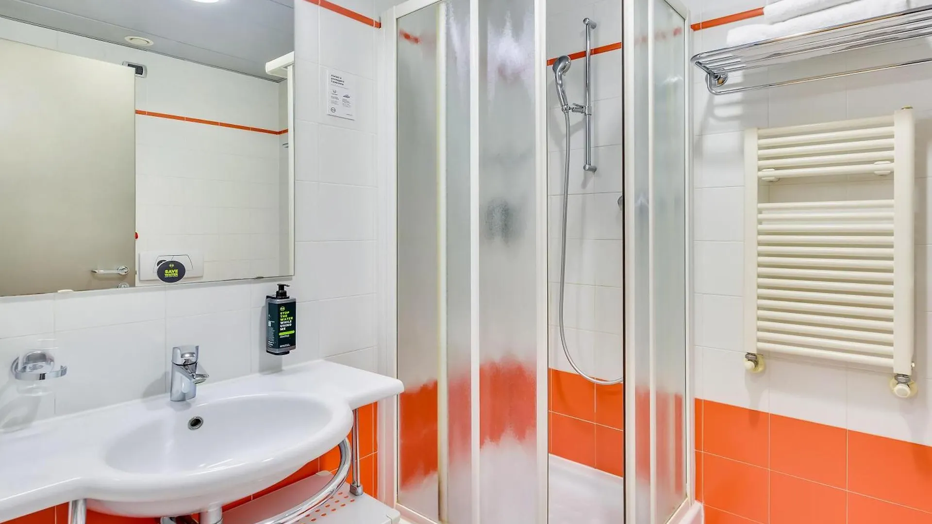 B&B Hotel Milano La Spezia