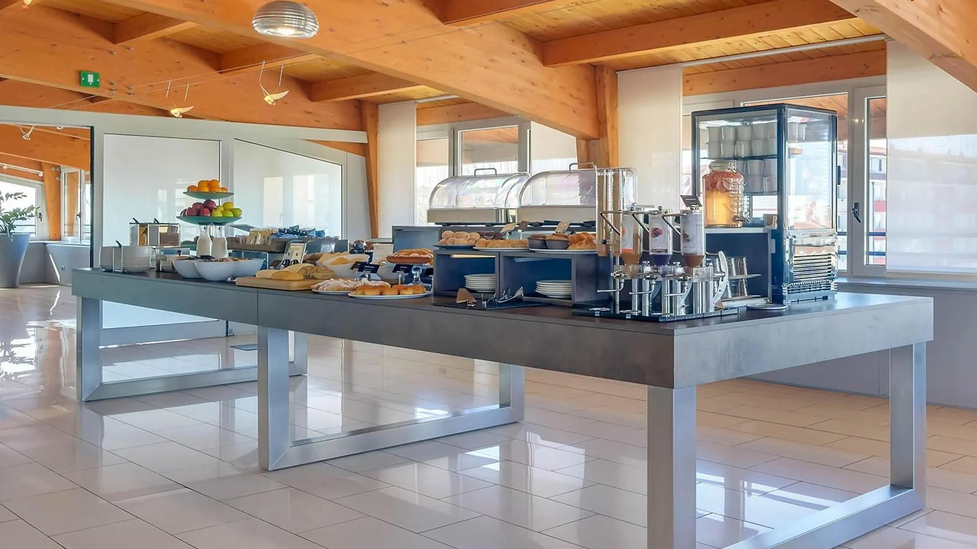 B&B Hotel Milano La Spezia 4*,