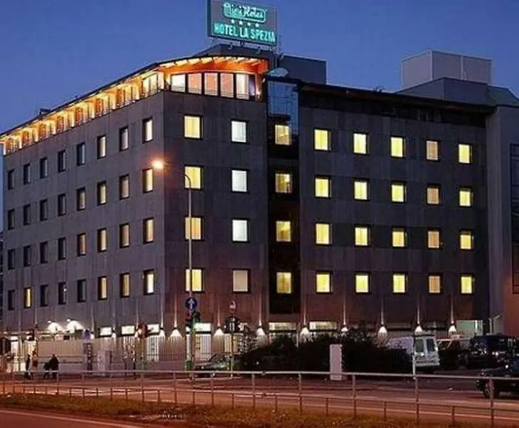 B&B Hotel Milano La Spezia 4*,