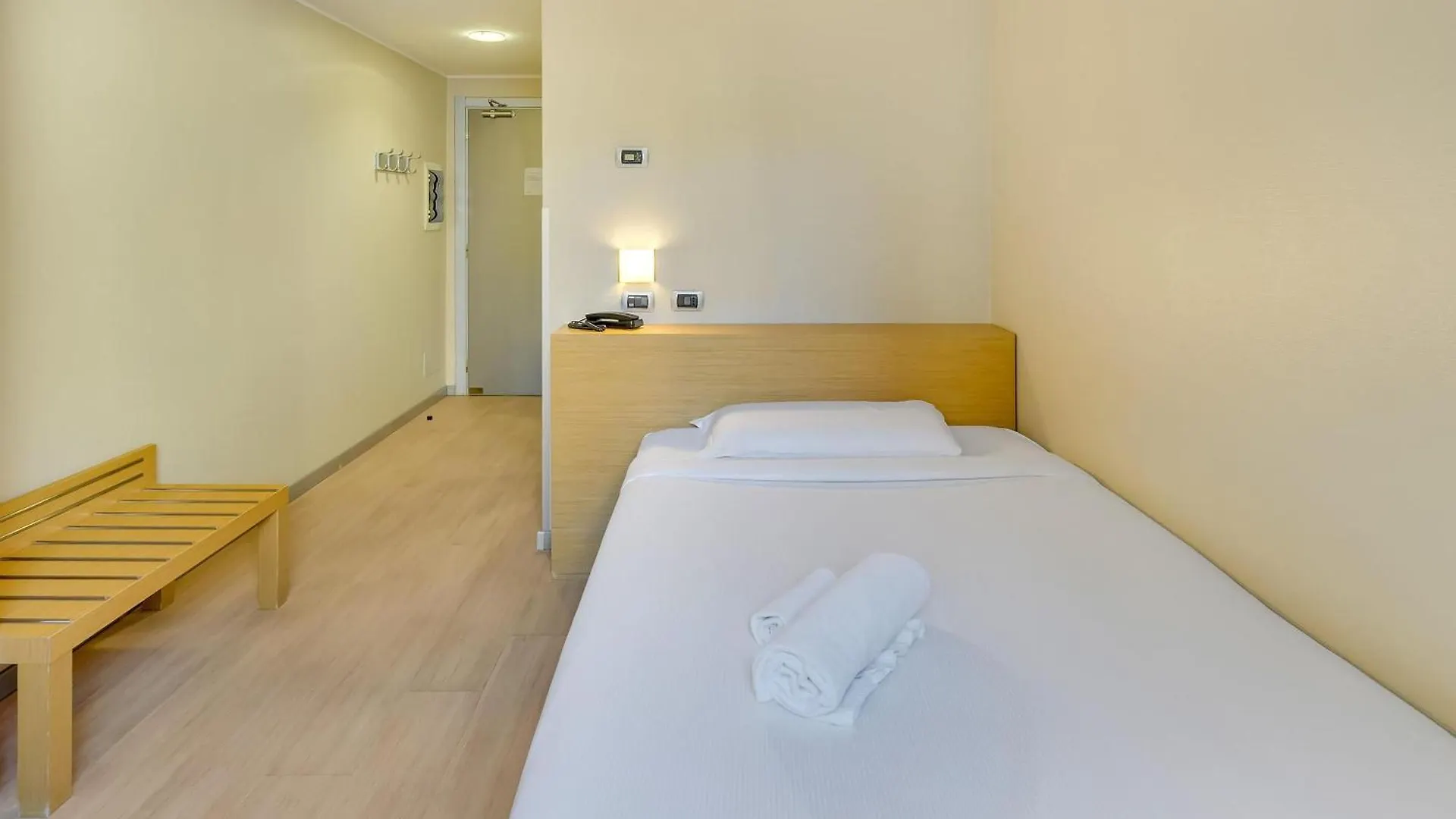 ****  B&B Hotel Milano La Spezia איטליה