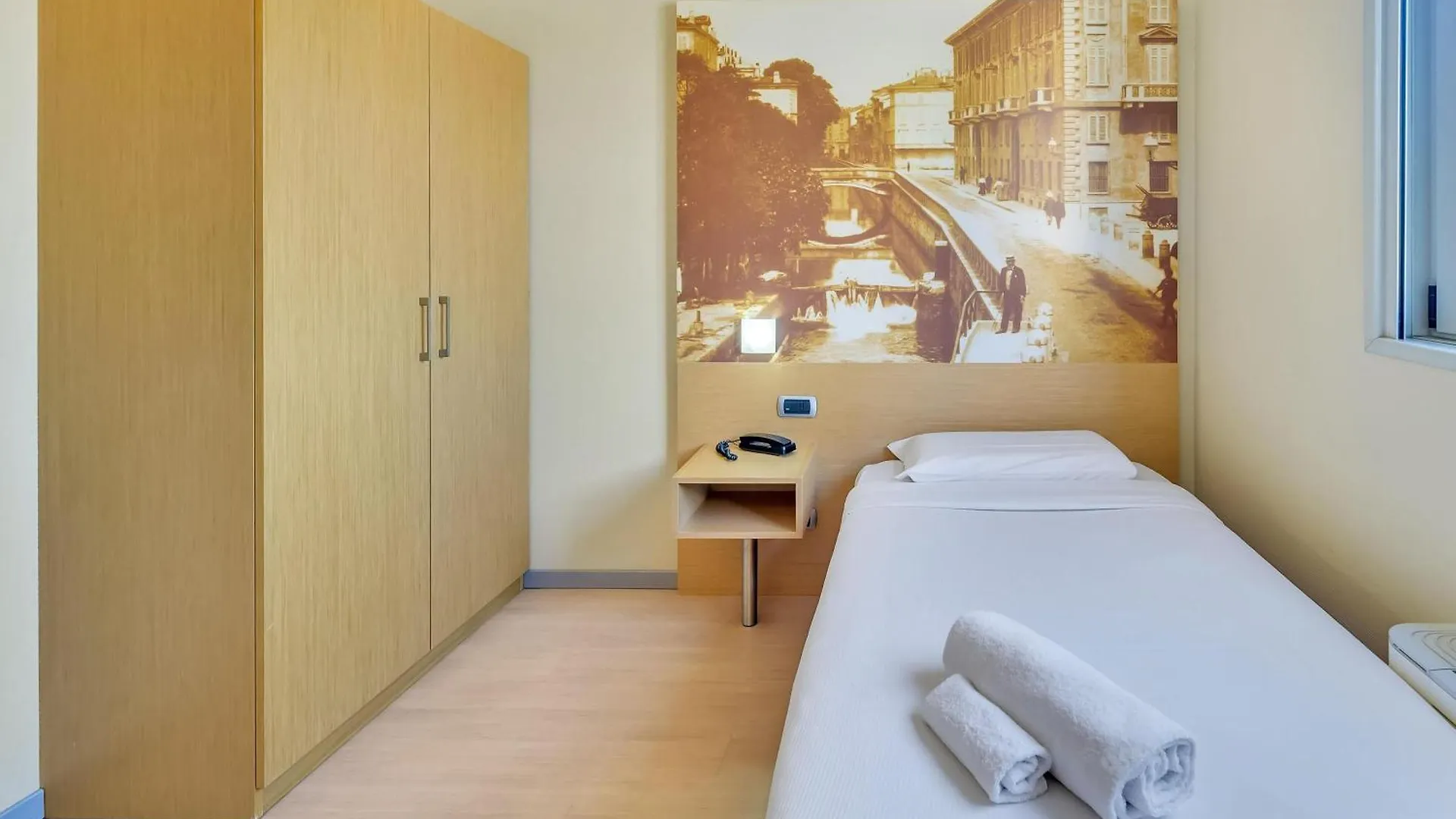 B&B Hotel Milano La Spezia  מילאנו