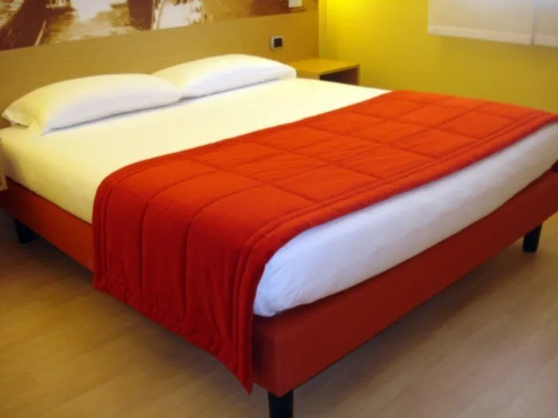 B&B Hotel Milano La Spezia  Milan